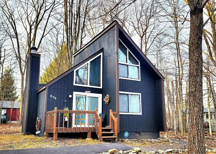Cozy Ski Chalet In The Heart Of The Poconos
