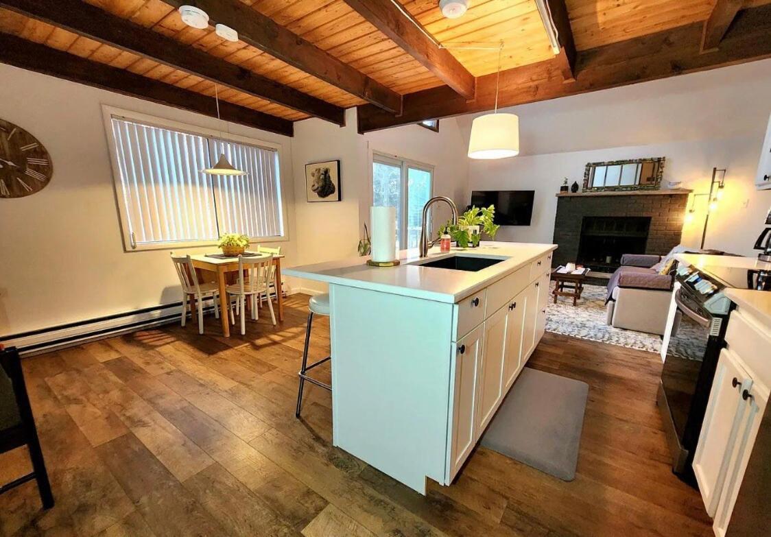 Cozy In The Heart Of The Poconos *